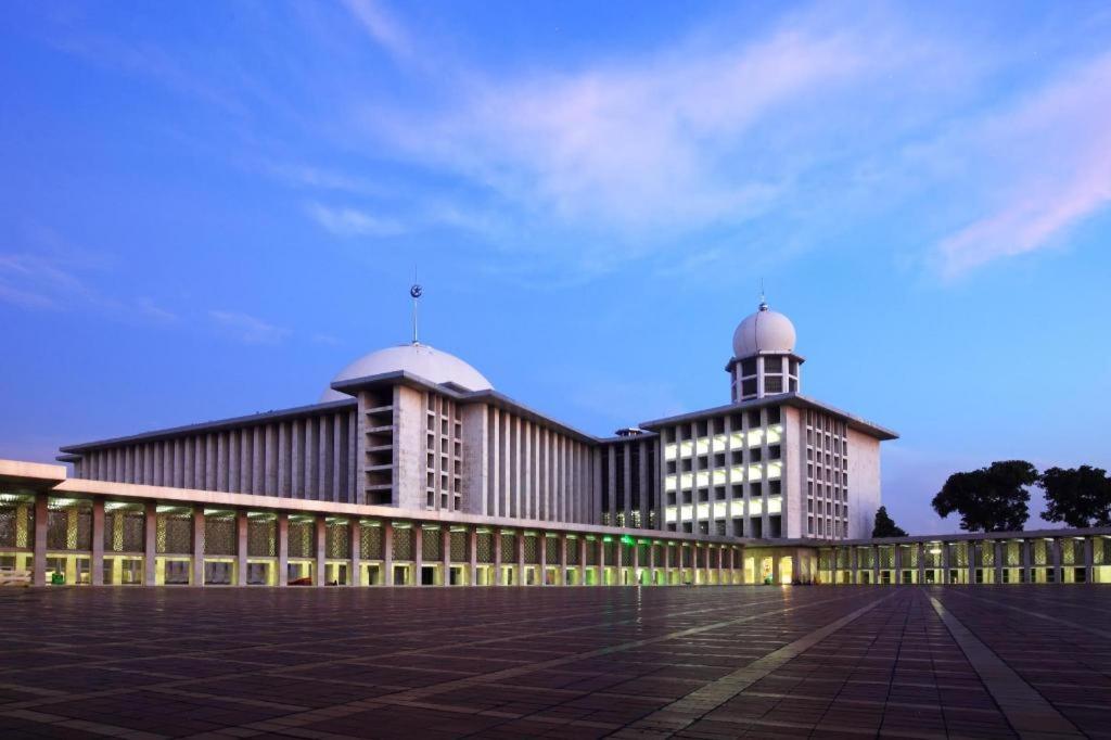 Ghurfati Hotel Mangga Besar Jacarta Exterior foto
