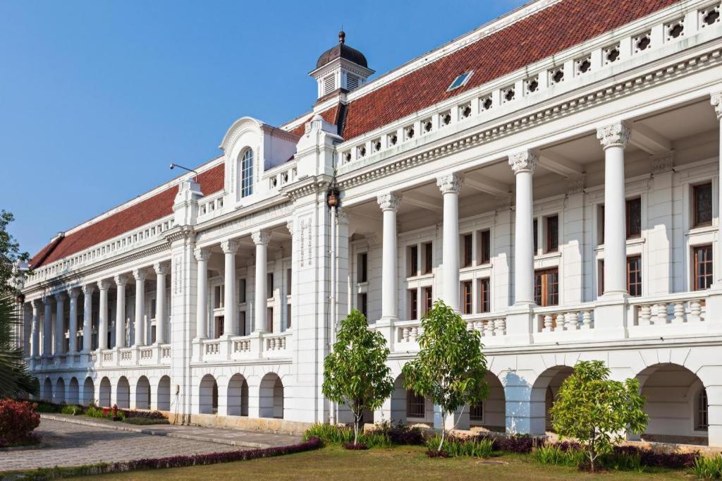 Ghurfati Hotel Mangga Besar Jacarta Exterior foto