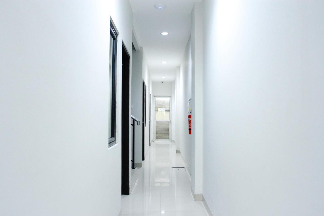 Ghurfati Hotel Mangga Besar Jacarta Exterior foto